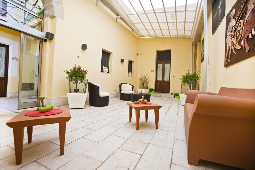 Residence Cortile Merce Trapani Exterior foto